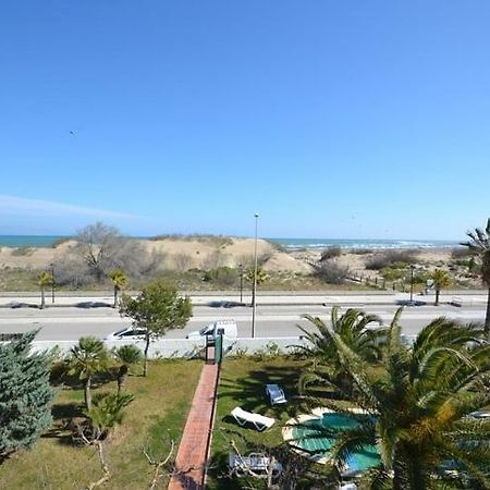 Вилла Oasis Риумар Экстерьер фото