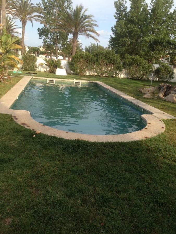 Вилла Oasis Риумар Экстерьер фото